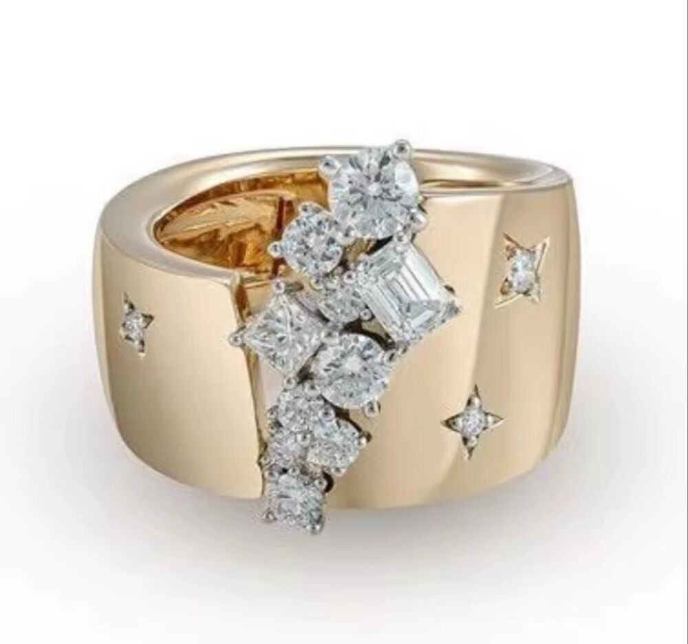 Macy’s Luxury 18K Gold Plated Statement Ring Crystal Cluster Wide Band Size 8